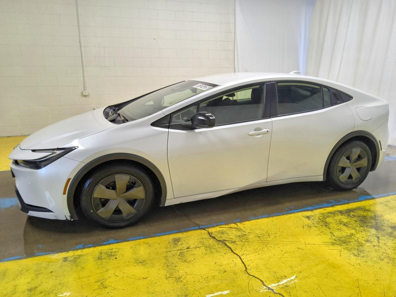 2023 TOYOTA PRIUS