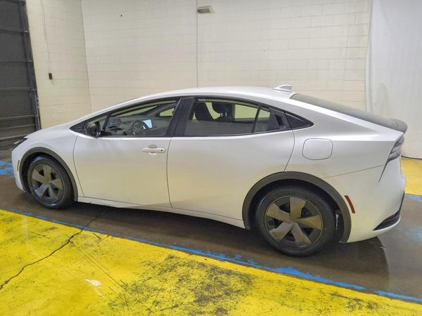 2023 TOYOTA PRIUS