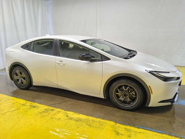 2023 TOYOTA PRIUS
