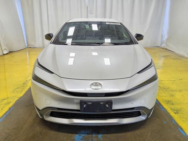 2023 TOYOTA PRIUS
