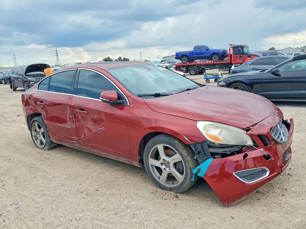 2012 VOLVO S60
