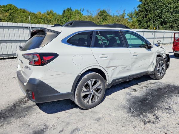2022 SUBARU OUTBACK Limited