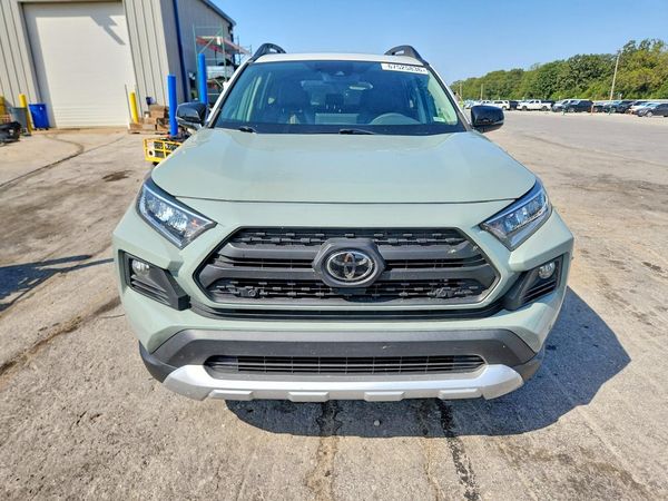 2020 TOYOTA RAV4 Adventure