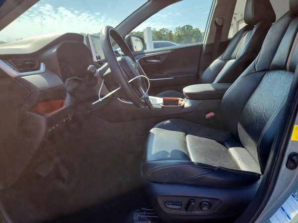 2020 TOYOTA RAV4 Adventure