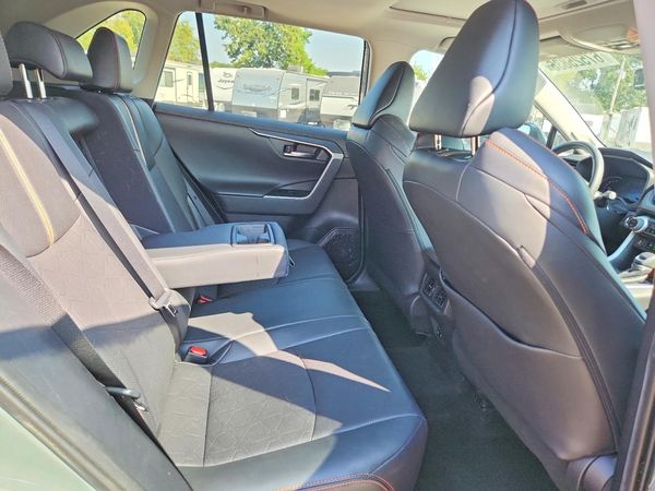 2020 TOYOTA RAV4 Adventure