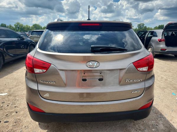 2012 HYUNDAI TUCSON GLS — DIRR