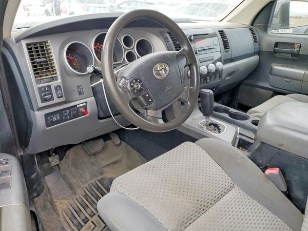 2013 TOYOTA TUNDRA SR5 — CKPT
