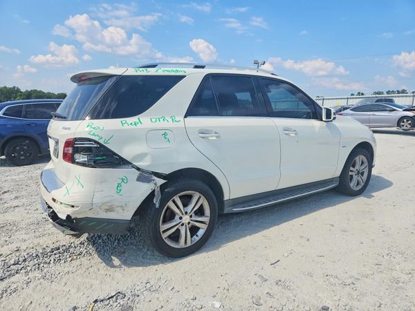2012 MERCEDES-BENZ ML