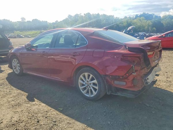 2021 TOYOTA CAMRY LE + Convenient Pkg
