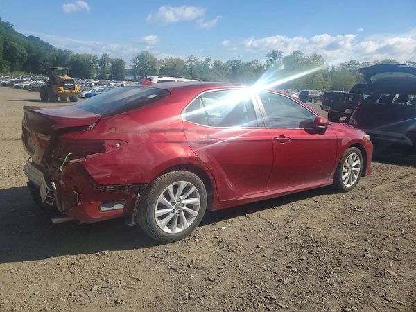 2021 TOYOTA CAMRY LE + Convenient Pkg
