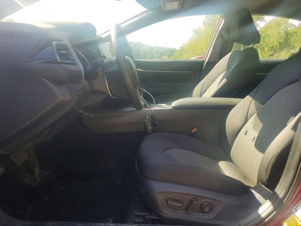 2021 TOYOTA CAMRY LE + Convenient Pkg