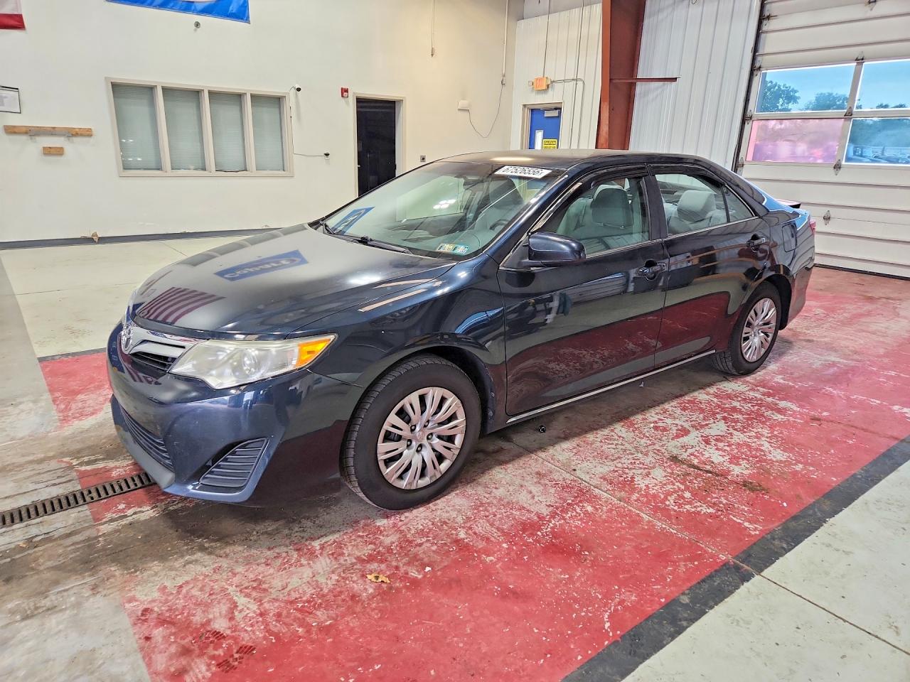 2013 TOYOTA CAMRY