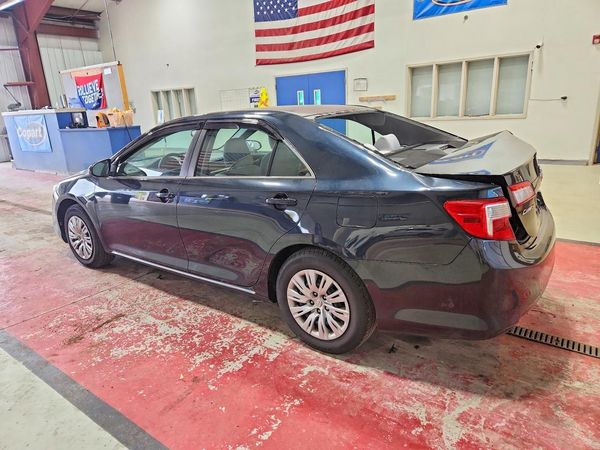 2013 TOYOTA CAMRY