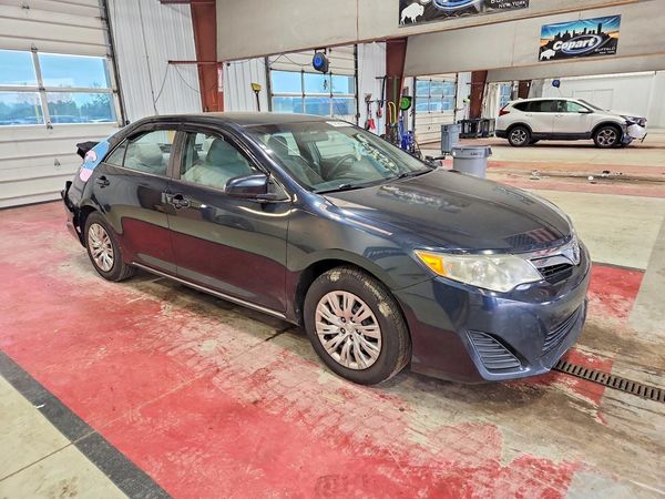 2013 TOYOTA CAMRY