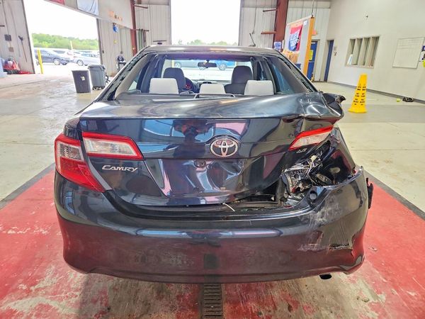 2013 TOYOTA CAMRY