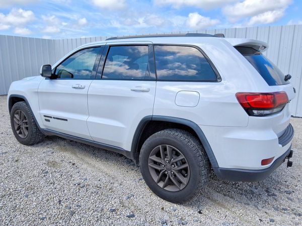 2017 JEEP GRAND CHEROKEE Laredo