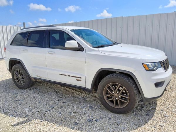 2017 JEEP GRAND CHEROKEE Laredo