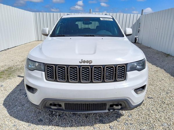 2017 JEEP GRAND CHEROKEE Laredo