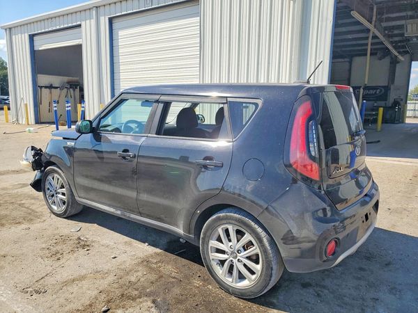 2017 KIA SOUL