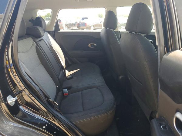 2017 KIA SOUL