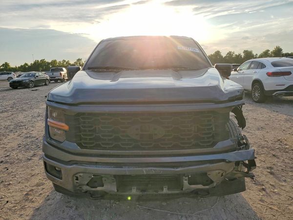 2025 FORD F150 STX