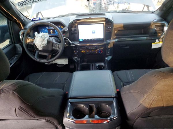 2025 FORD F150 STX