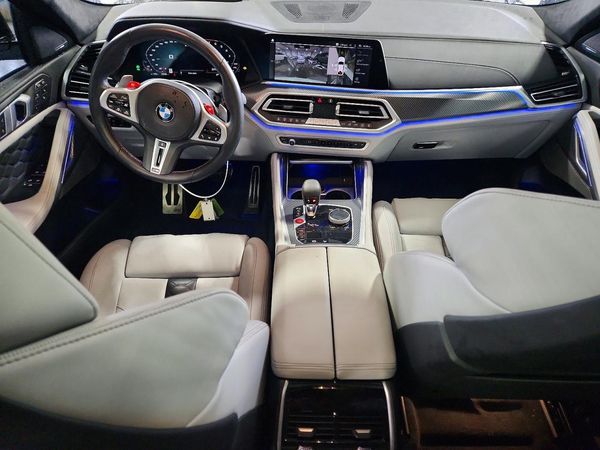 2023 BMW X6