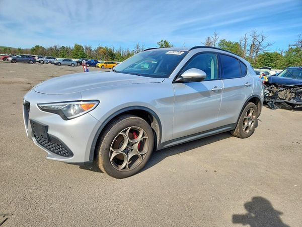 2018 ALFA ROMEO STELVIO