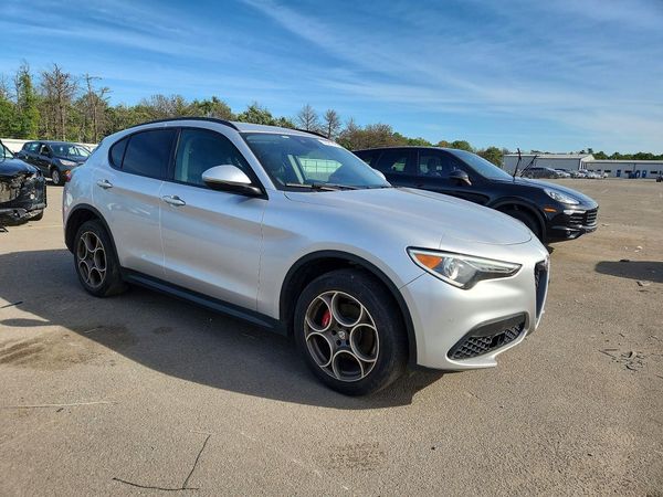 2018 ALFA ROMEO STELVIO
