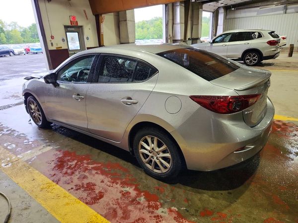 2015 MAZDA 3