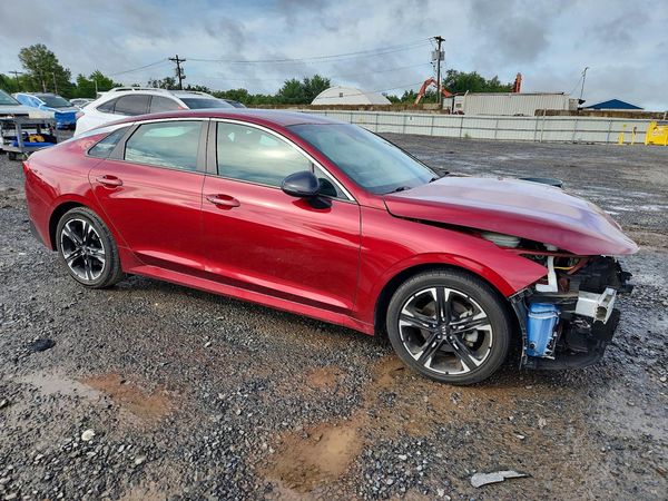 2021 KIA K5