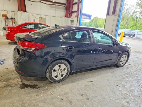 2017 KIA FORTE