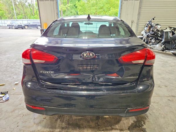 2017 KIA FORTE