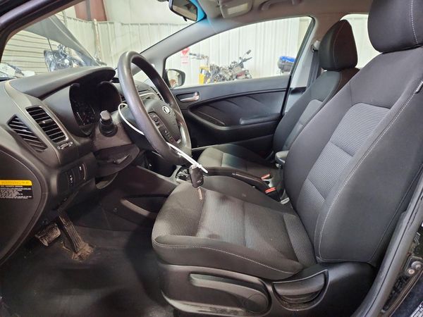 2017 KIA FORTE