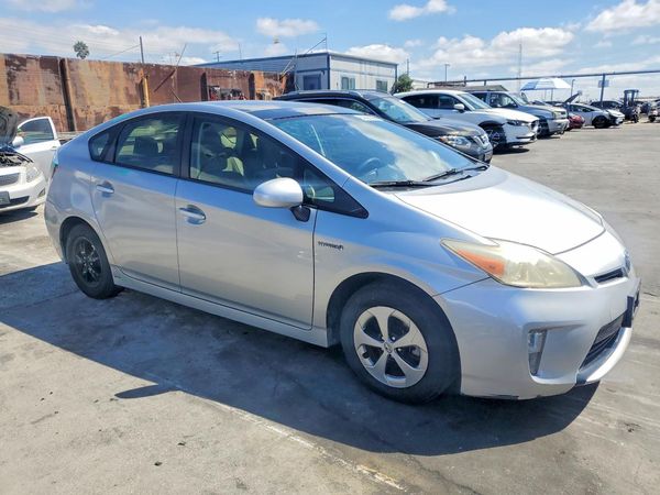 2012 TOYOTA PRIUS