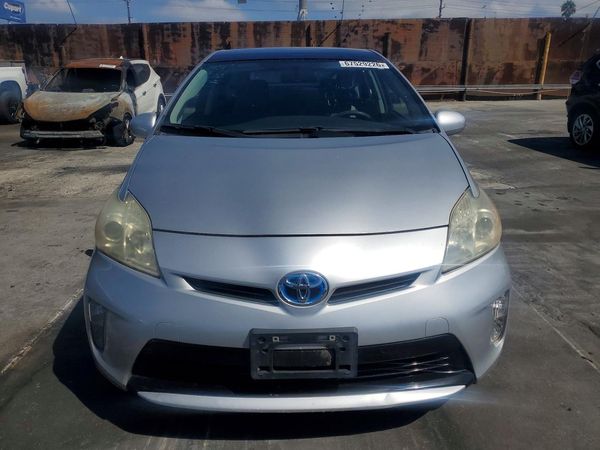 2012 TOYOTA PRIUS