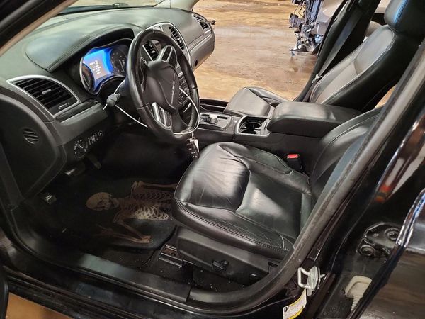 2018 CHRYSLER 300