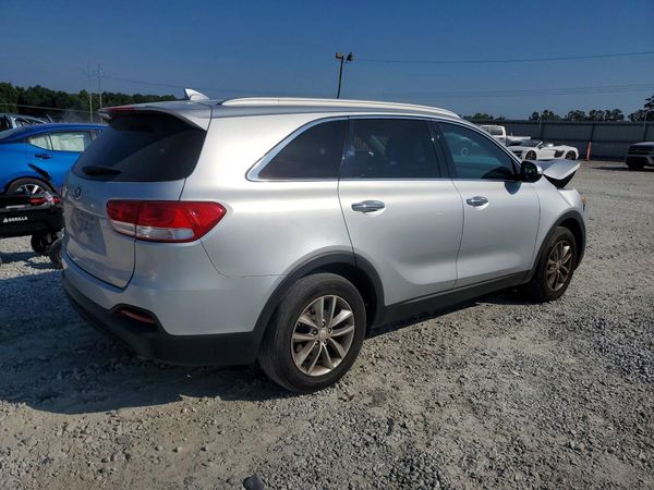 2017 KIA SORENTO