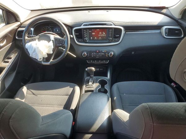 2017 KIA SORENTO