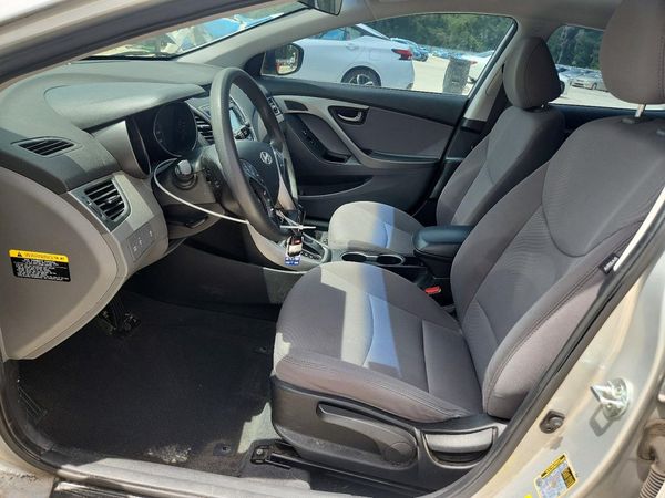 2015 HYUNDAI ELANTRA GLS(Middle) — DENT