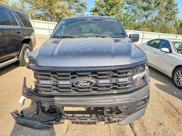 2026 FORD F150