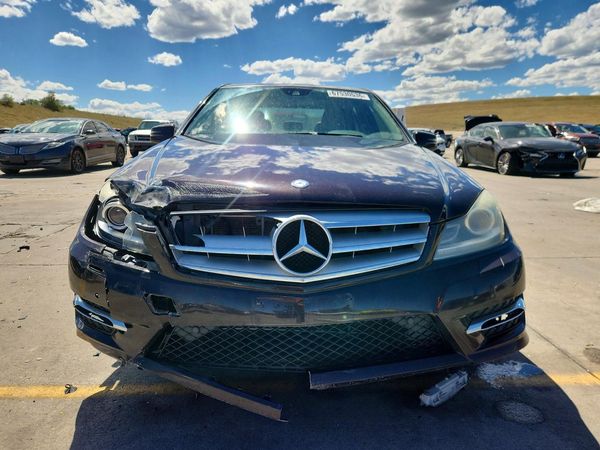 2012 MERCEDES-BENZ C