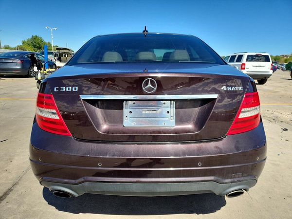 2012 MERCEDES-BENZ C