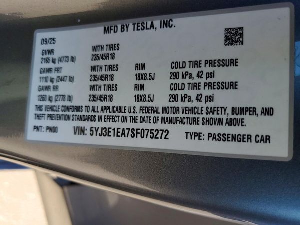 2025 TESLA MODEL 3