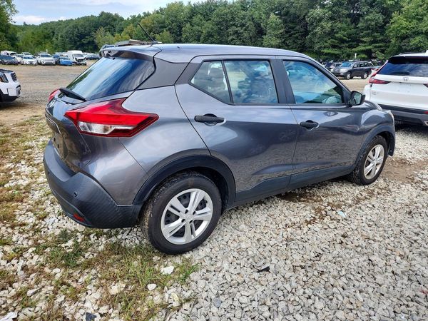 2020 NISSAN KICKS