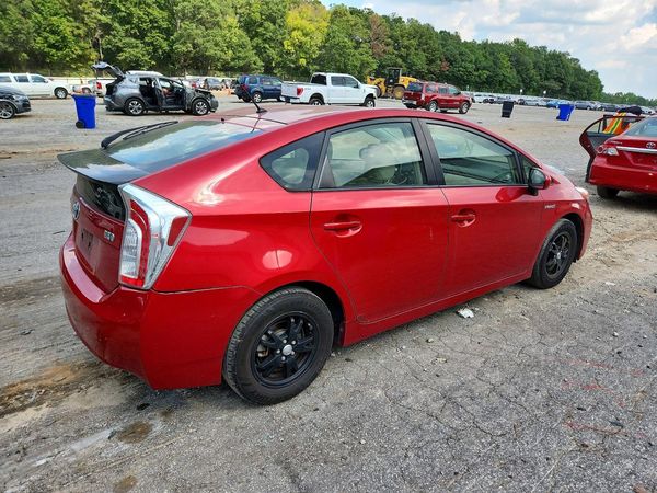 2015 TOYOTA PRIUS