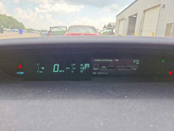 2015 TOYOTA PRIUS