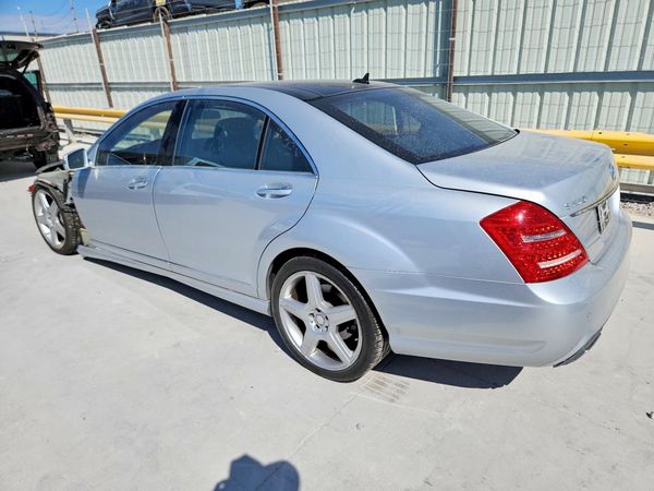 2012 MERCEDES-BENZ S S550