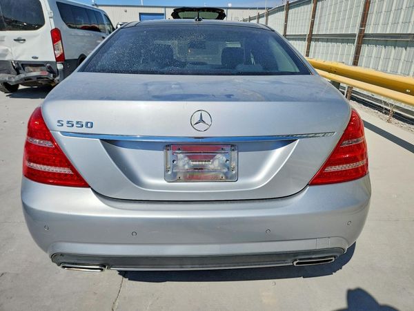 2012 MERCEDES-BENZ S S550
