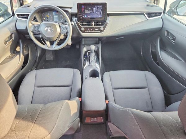 2025 TOYOTA COROLLA LE